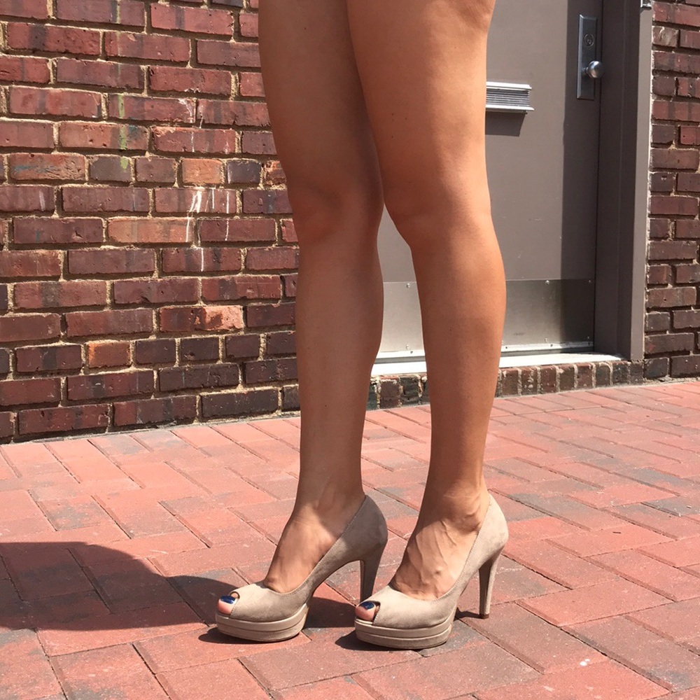 Suede peep toe pumps -size 38 / 8